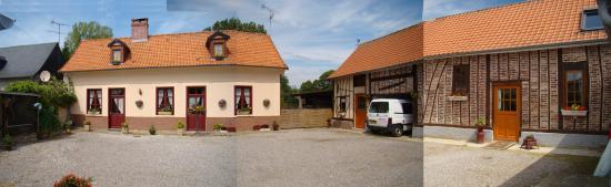 L'habitation principale et la chambre